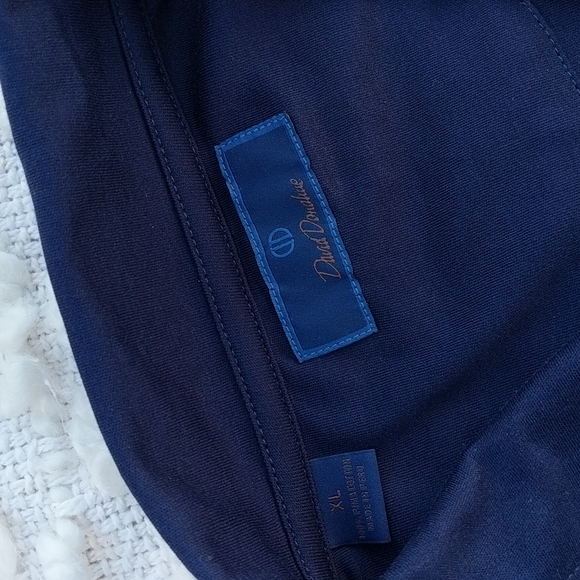 David Donahue Long Sleeve Knit Straight Hem Shirt - Picture 2 of 11